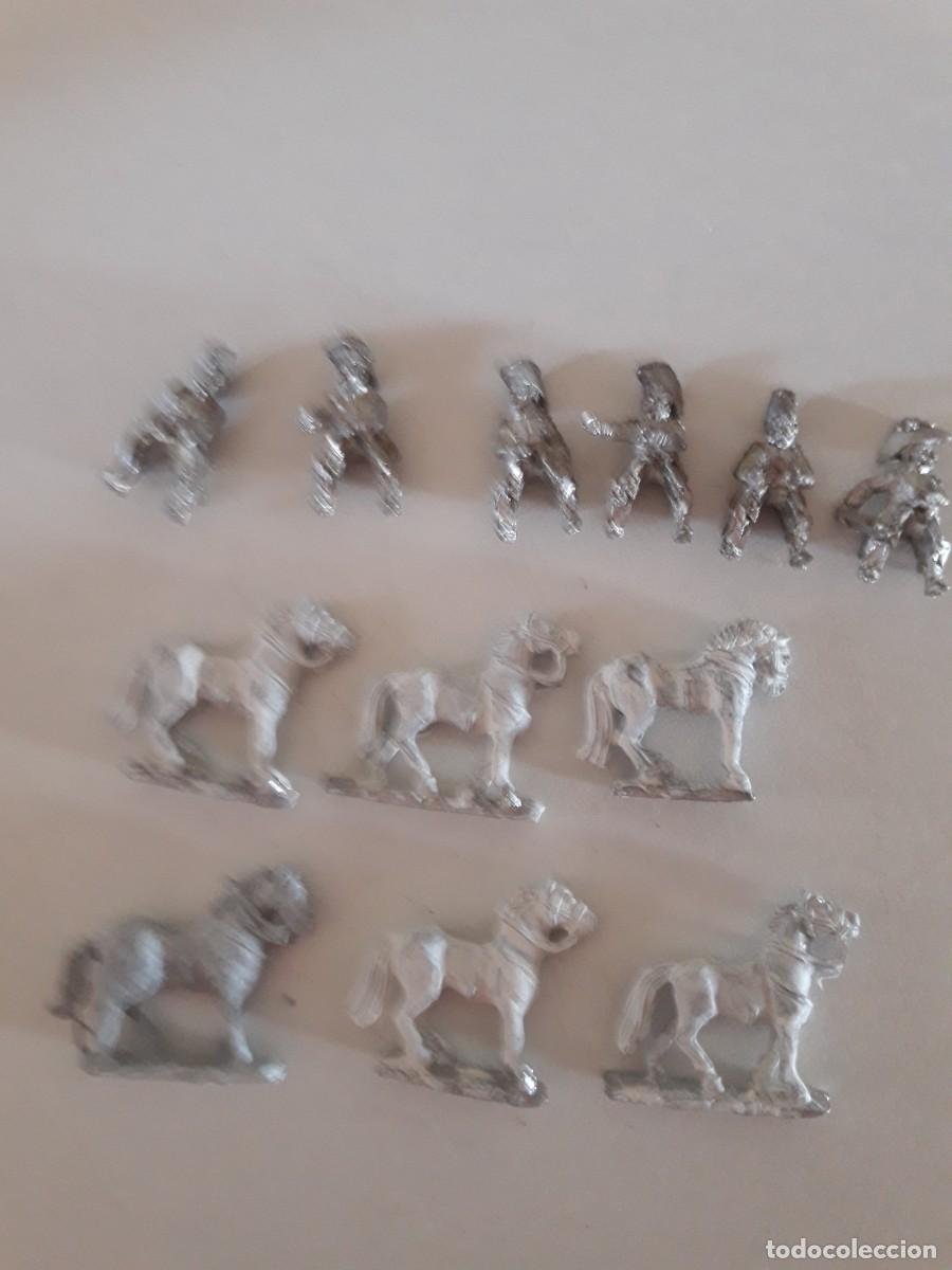 Juguetes antiguos: Miniaturas de 18mm - Foto 1
