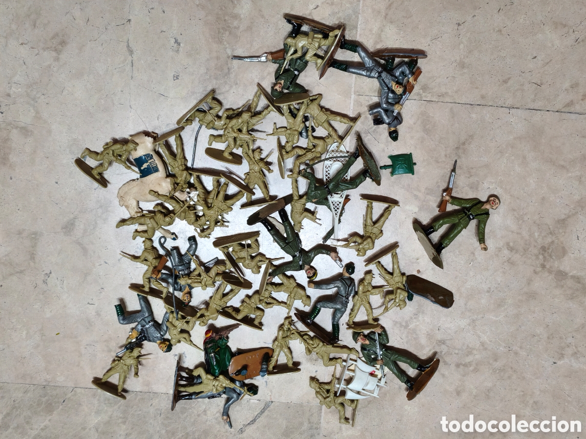 Juguetes antiguos: Soldaditos de plastico - Foto 3