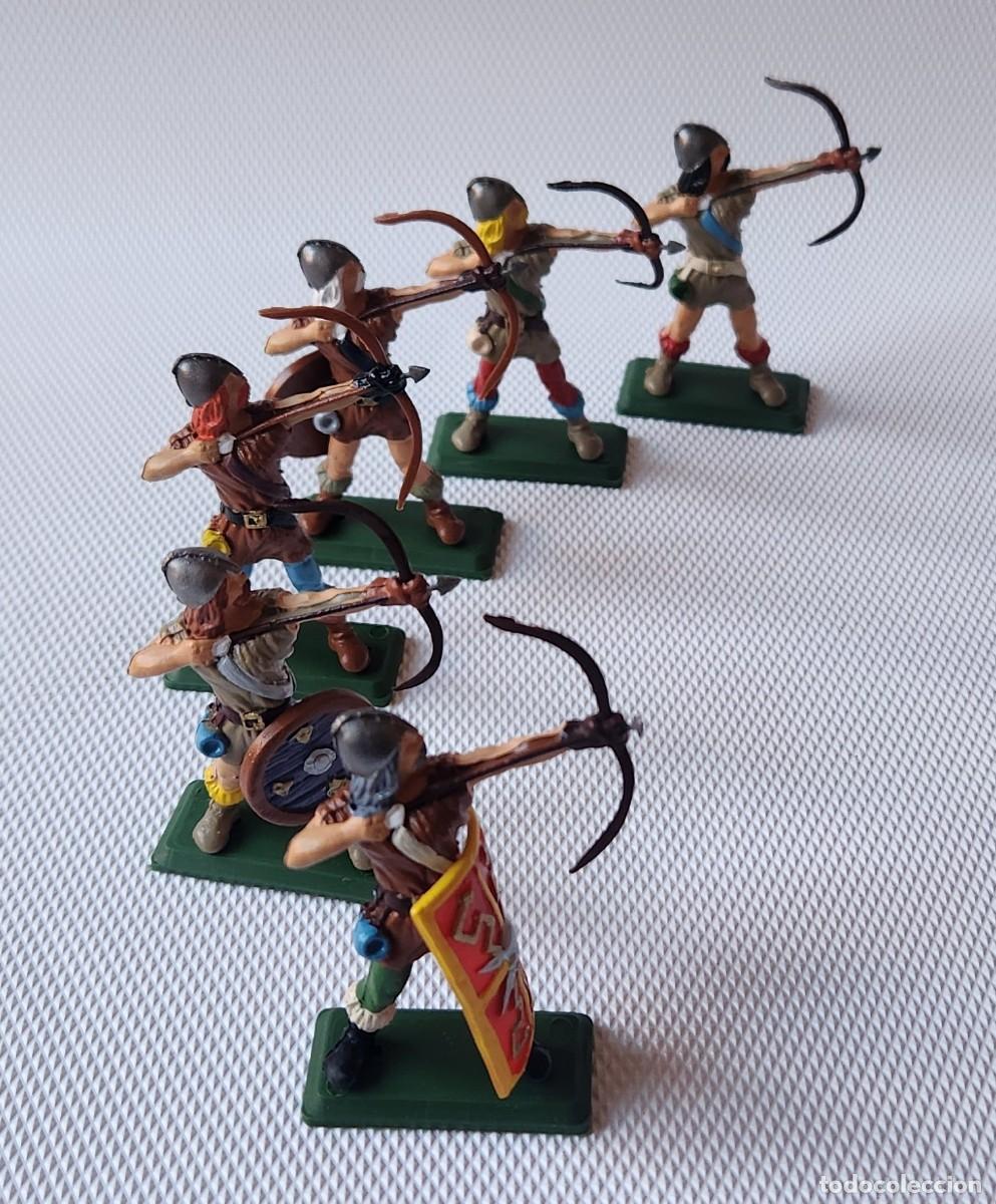 Jeux Anciens: z ARQUEROS VIKINGOS set de 6 soldaditos pl&aacute;stico DSG variante Argentina de Britains