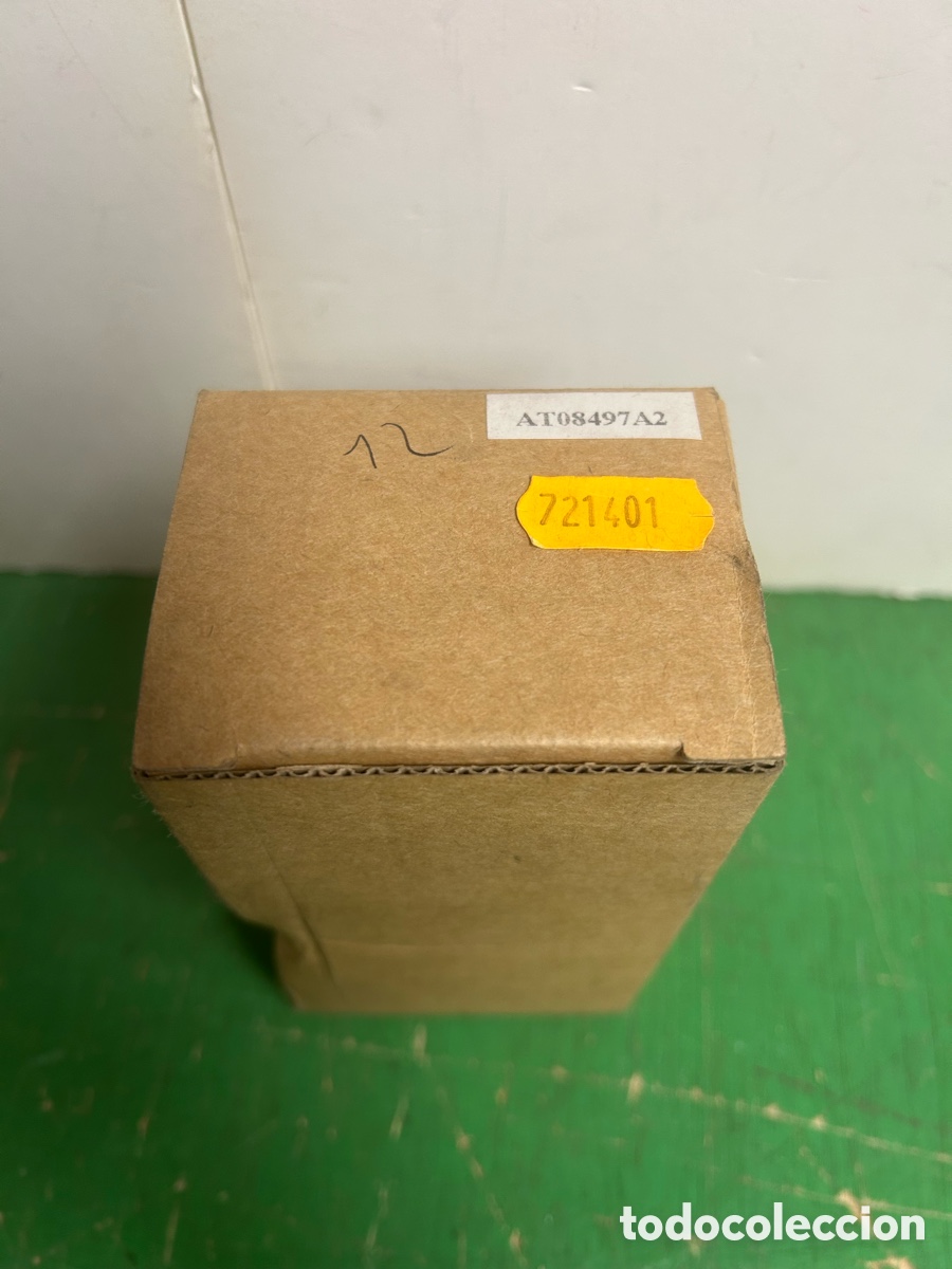 Juguetes Antiguos: FIGURA EN METAL CON ARMADURA MARCA VERONESE NUEVO EN CAJA ORIGINAL