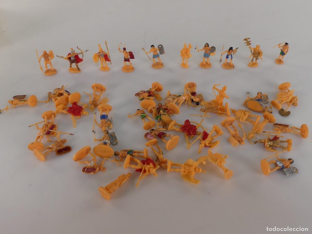 Juguetes Antiguos: LOTE DE 50 SOLDADITOS DE PLASTICO EN MINIATURA