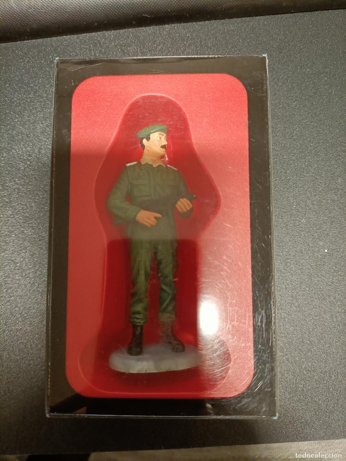 Juguetes Antiguos: Fant&aacute;stica figura miniatura Preiser 57577 Oficial de la Guardia Fdral. de Fronteras aleman elastolin