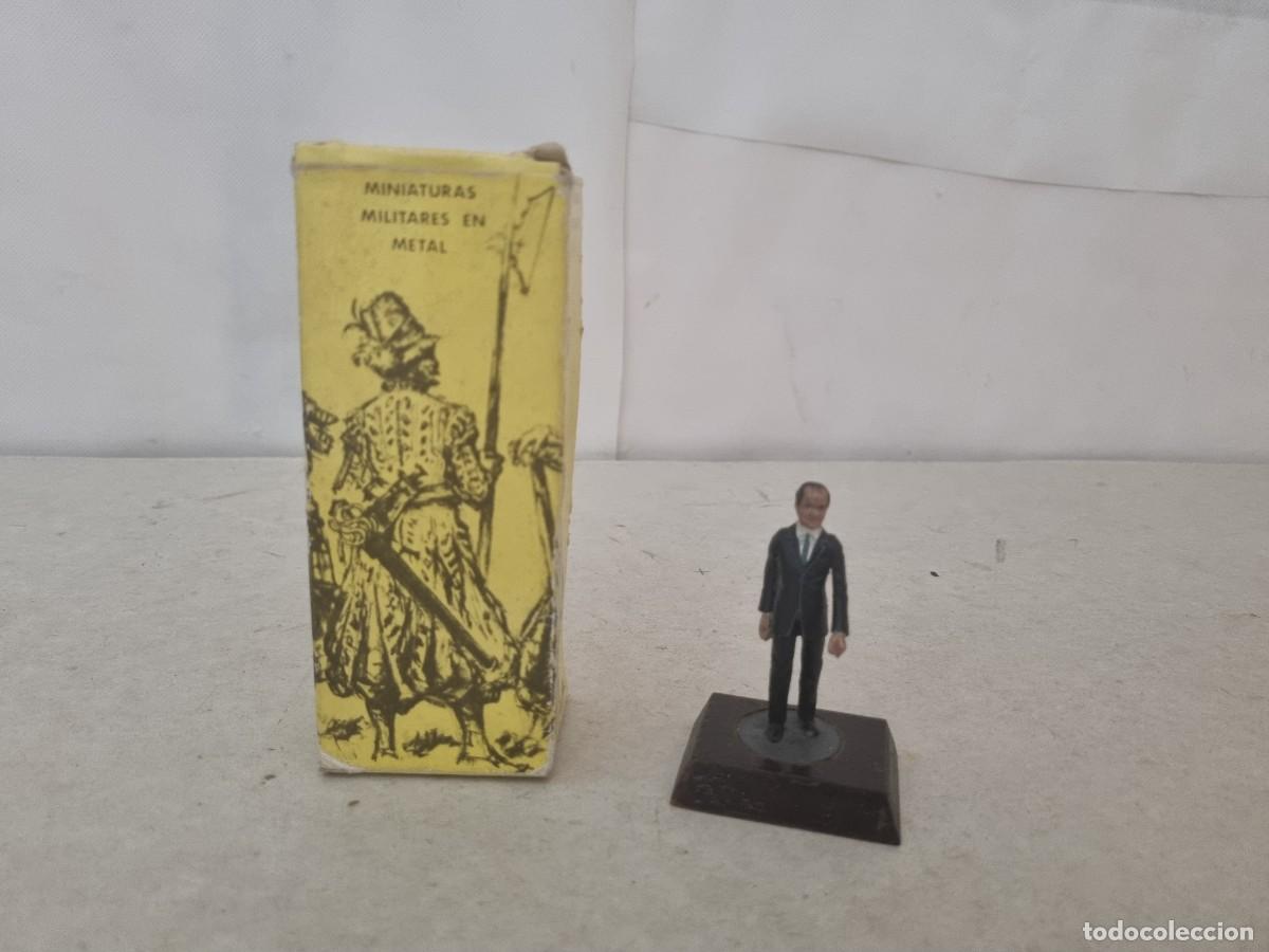 Juguetes Antiguos: Figura de Nixon de Alymer