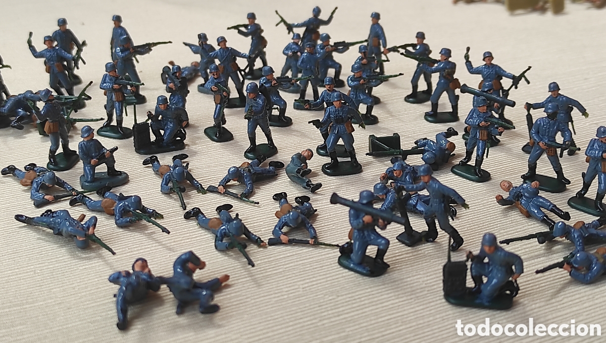 Altes Spielzeug: Soldados EKO de pl&aacute;stico en Miniatura pintados a mano (58 unidades)