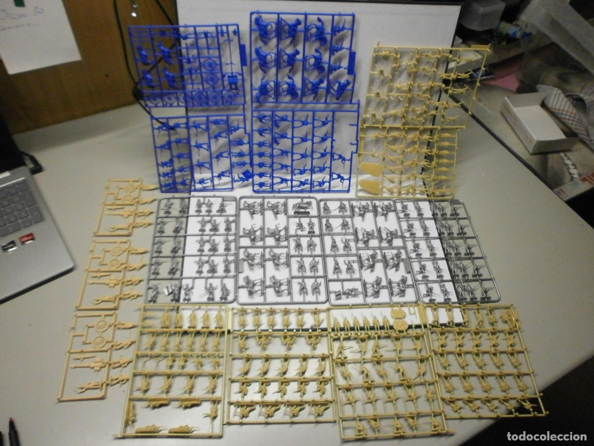 Juguetes antiguos: gran lote de soldados de pvc tipo montaplex imex heller y similares marcas