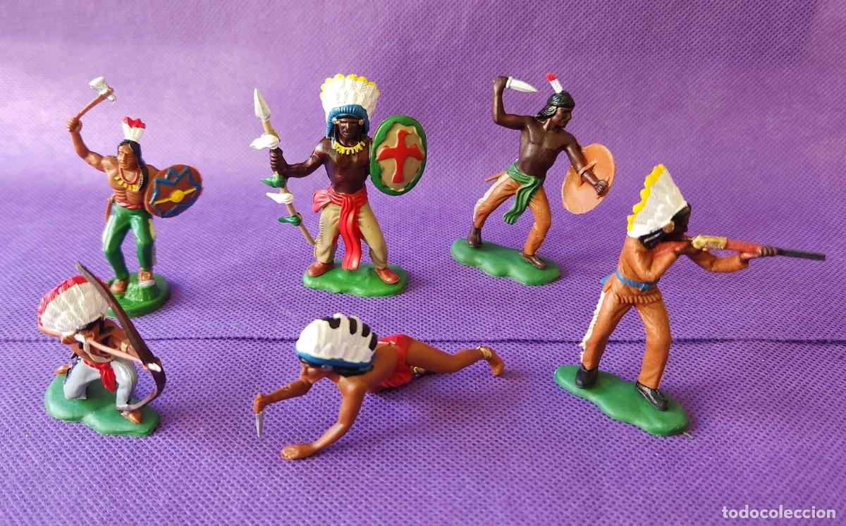 Juguetes antiguos: INDIOS A PIE set de soldaditos pl&aacute;stico DSG variante Argentina de Britains