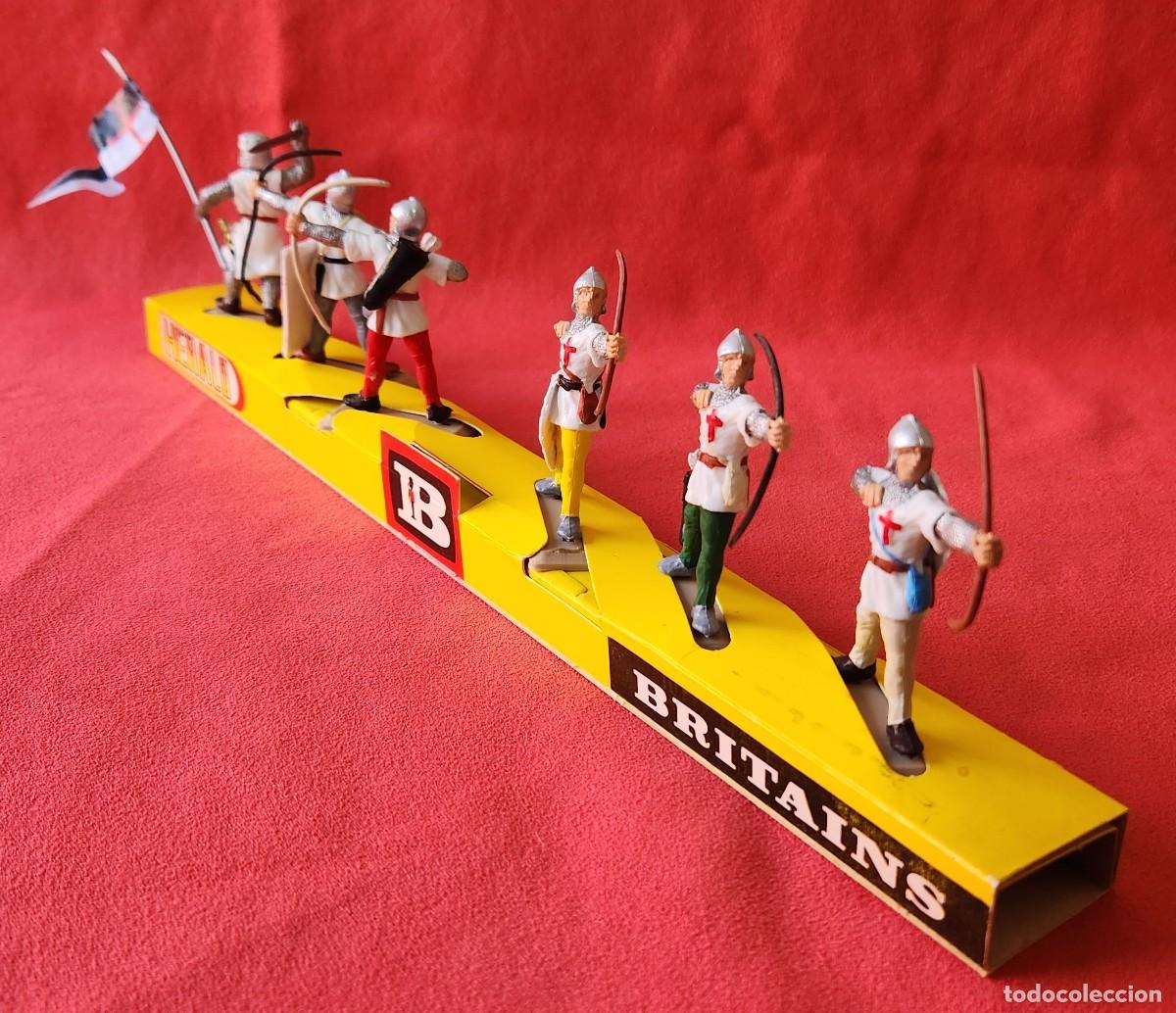Juguetes antiguos: ARQUEROS MEDIEVALES TEMPLARIOS en DISPLAY - 6 soldaditos DSG variante Argentina Britains