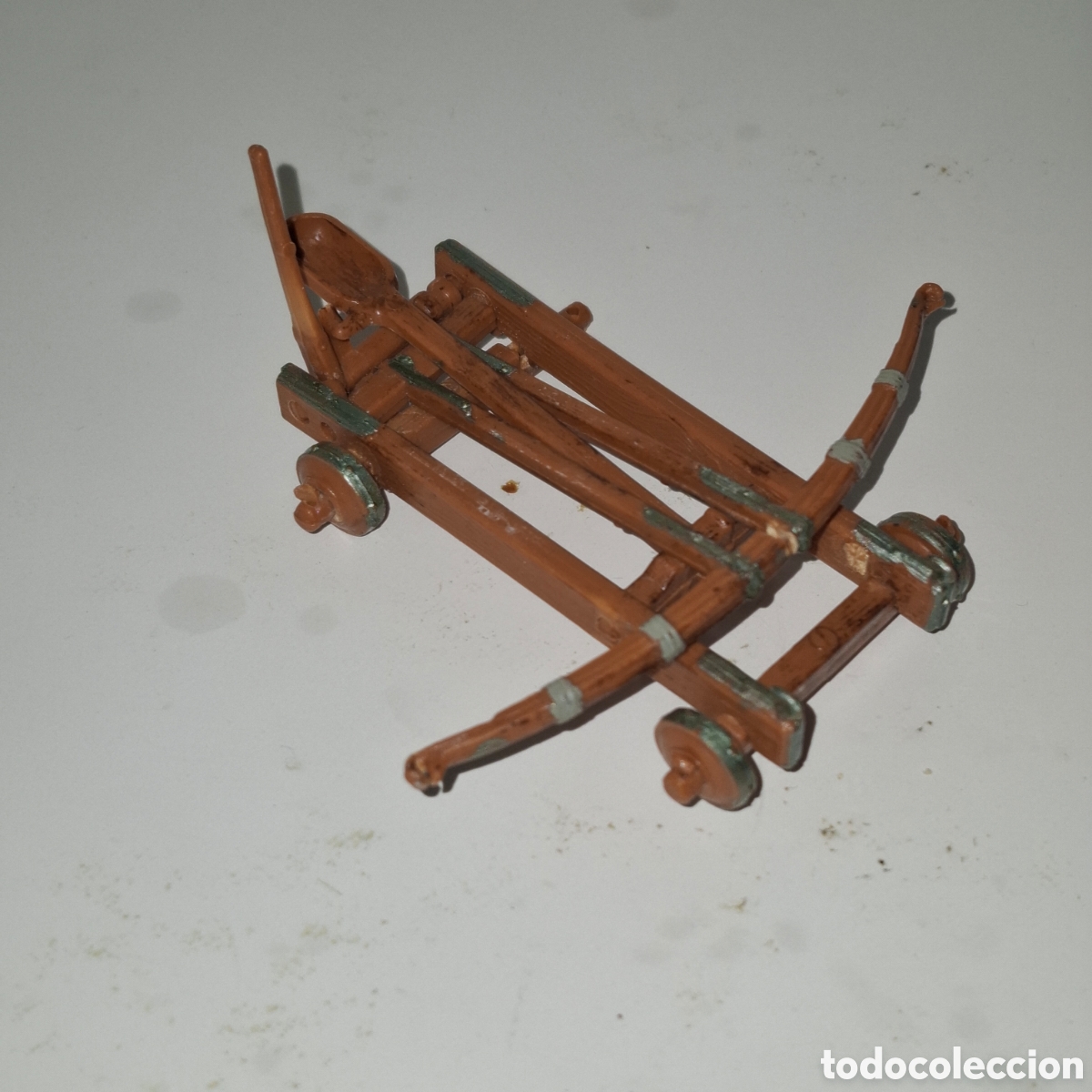 Juguetes antiguos: MAQUINA DE ASALTO CATAPULTA PLASTICO A&Ntilde;OS 60 Y 70 HISTOREX