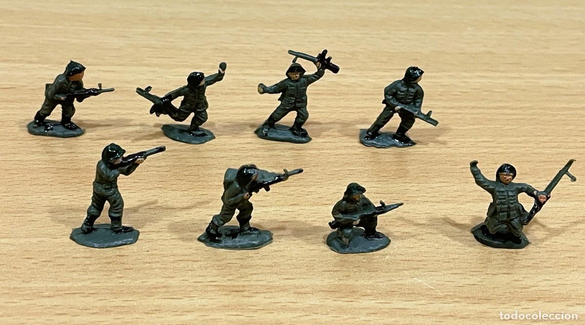Juguetes antiguos: LOTE DE 8 SOLDADITOS DE INFANTER&Iacute;A SUIZA - REF. 4508 MICRO MINIATURAS EKO. ESCALA 1/88