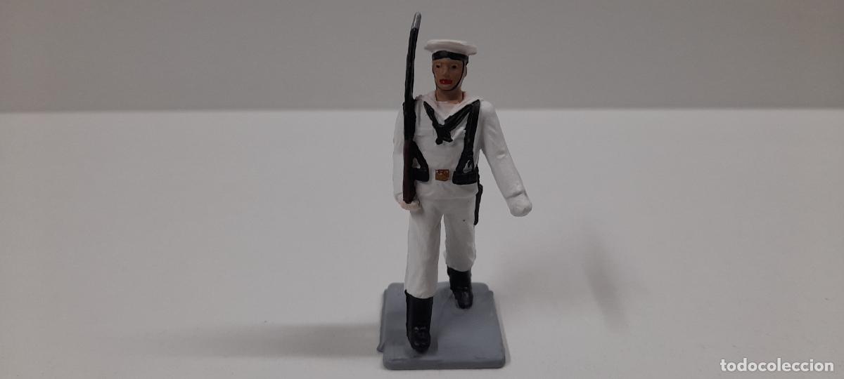 Giochi Antichi: SOLDADO EN DESFILE - MARINA TRAJE BLANCO . REALIZADO POR SOLDIS / GOMARSA . ORIGINAL A&Ntilde;OS 70