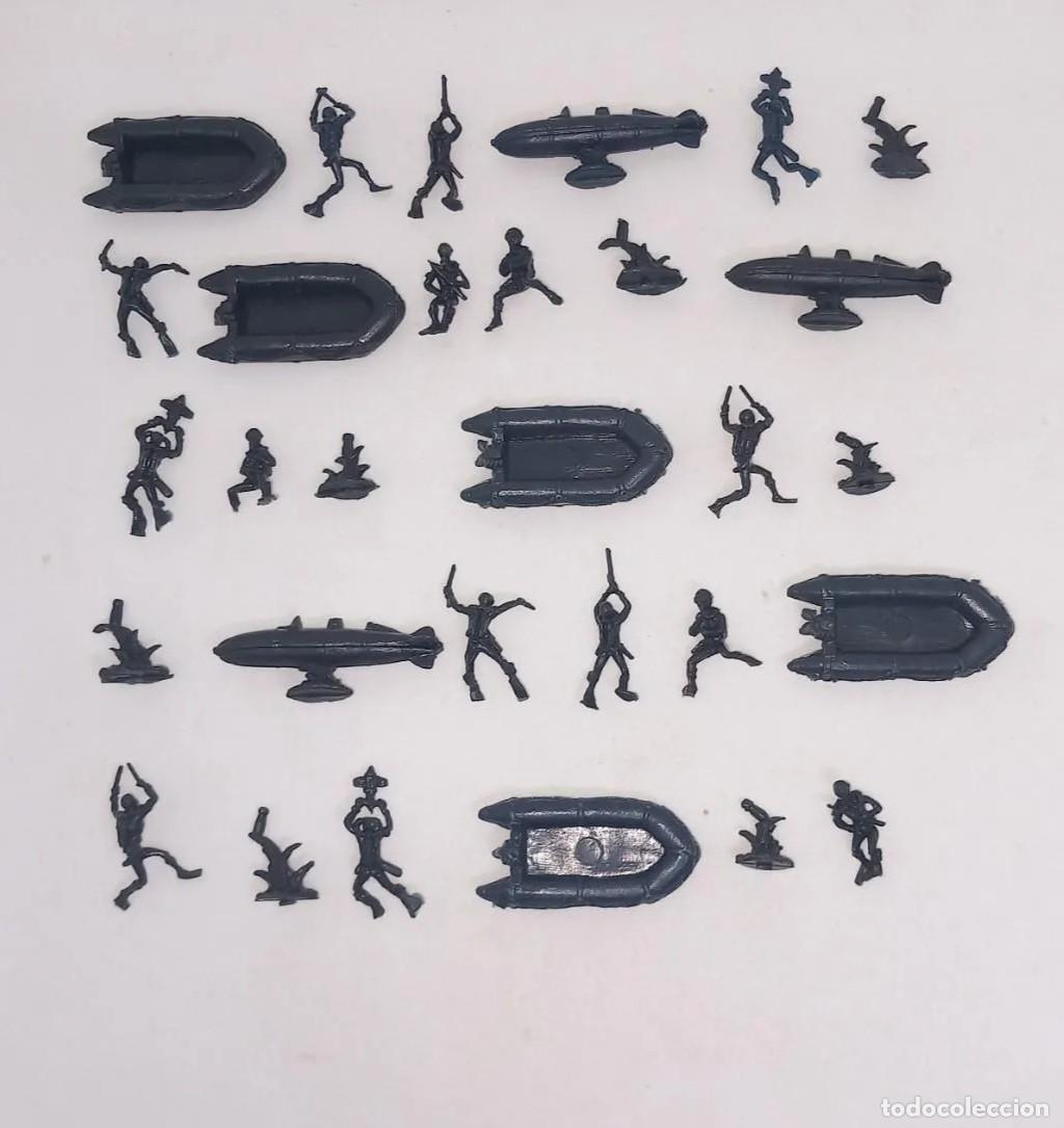 Juguetes antiguos: ATLANTIC H0 HO 1/72 30 PIEZAS BUZO BUCEADOR HOMBRE RANA LANCHA TORPEDO PLANTA REF 110 DIVERS RTOY