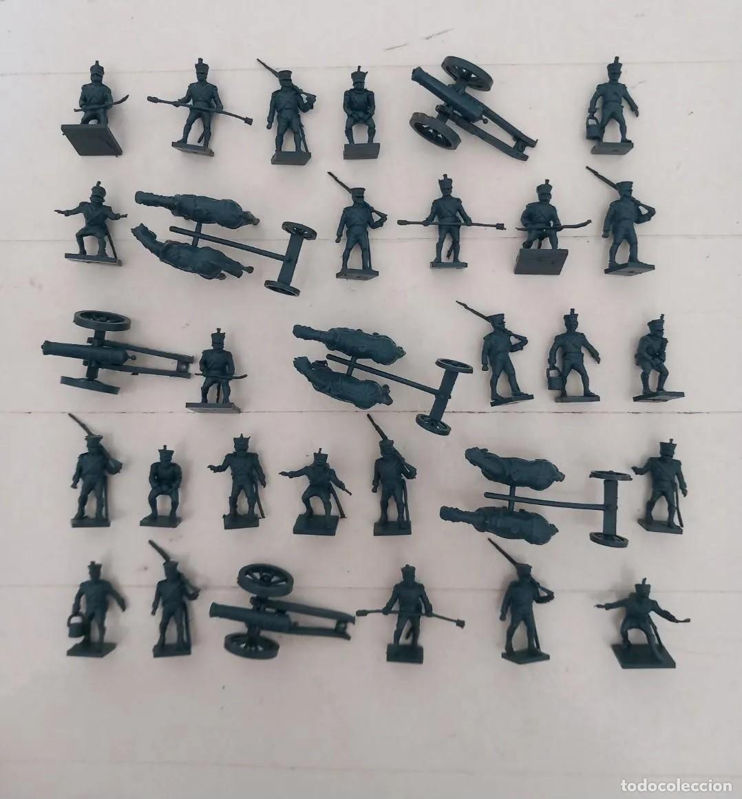 Juguetes antiguos: AIRFIX 1/72 25 SOLDADOS Y 6 CABALLOS ARTILLER&Iacute;A FRANCESA DE WATERLOO REF 01737 70'S RTOY