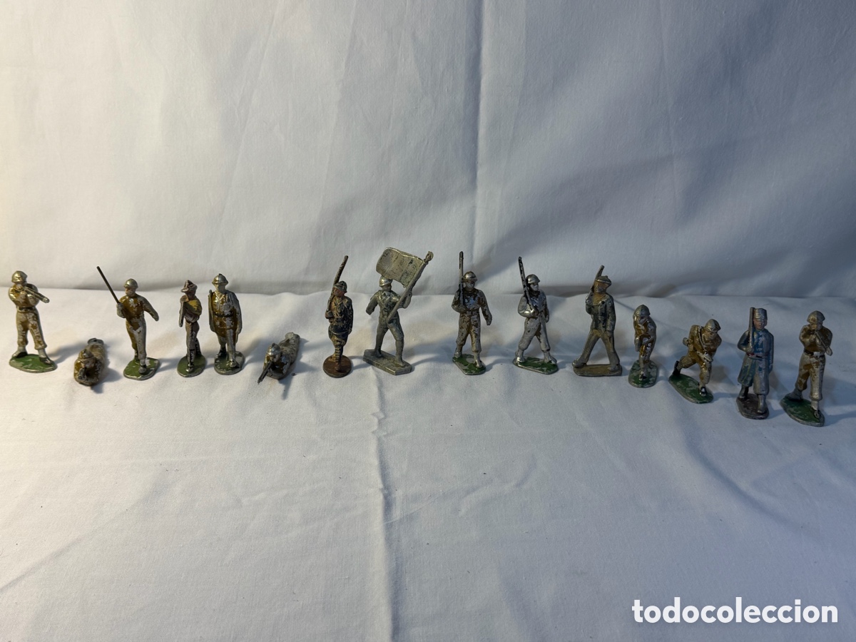 Jogos Antigos: Lote 15 soldaditos aluminio