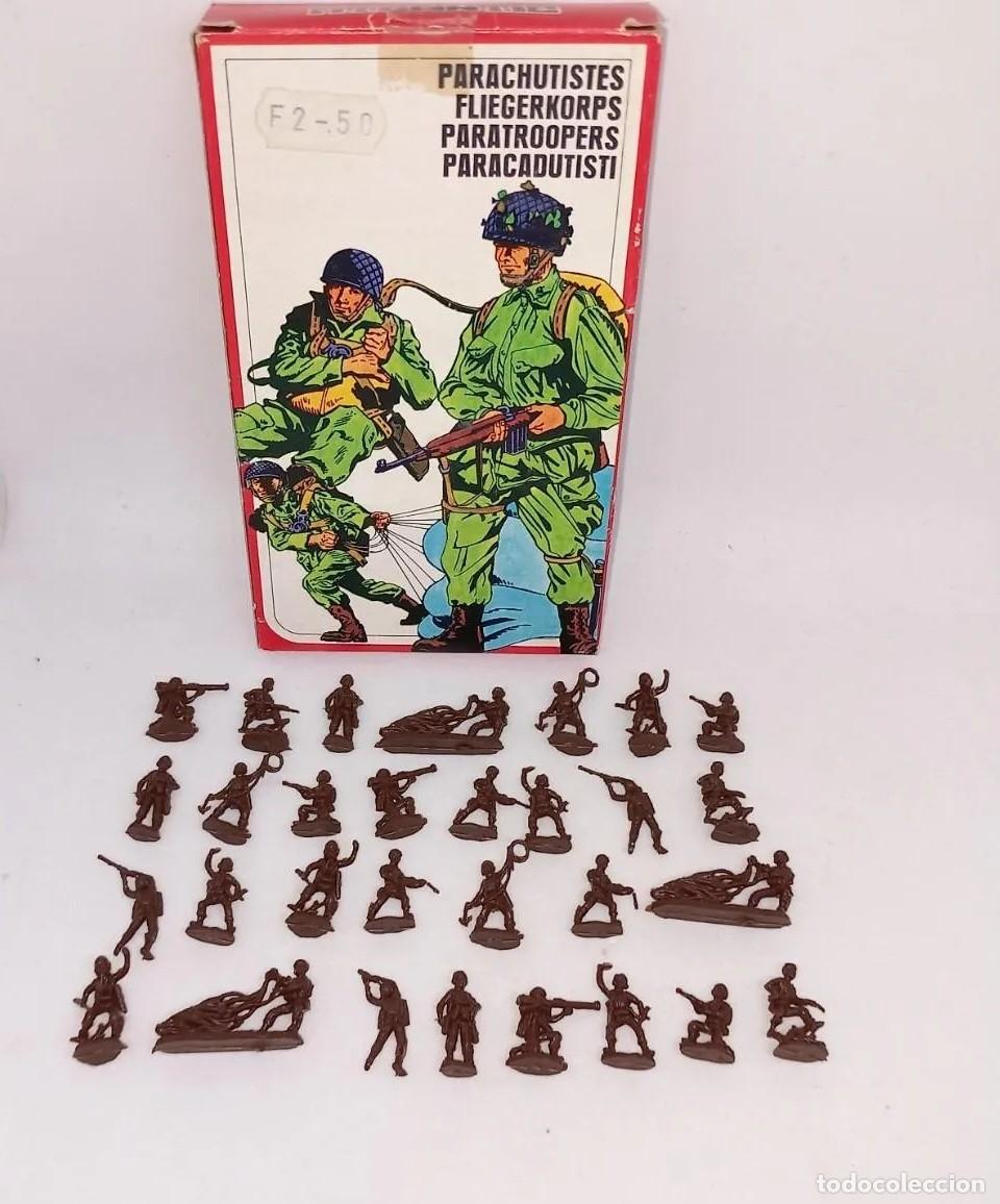 Altes Spielzeug: ATLANTIC HO 1/72 26 SOLDADOS PARACAIDISTAS MODERNO REF 101 EN CAJA PARATROOPERS MODERN A&Ntilde;OS 70 RTOY