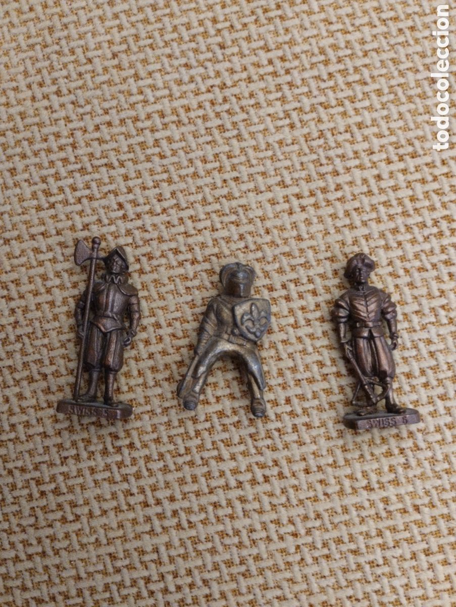 Jogos Antigos: Figuras Kinder metalicas