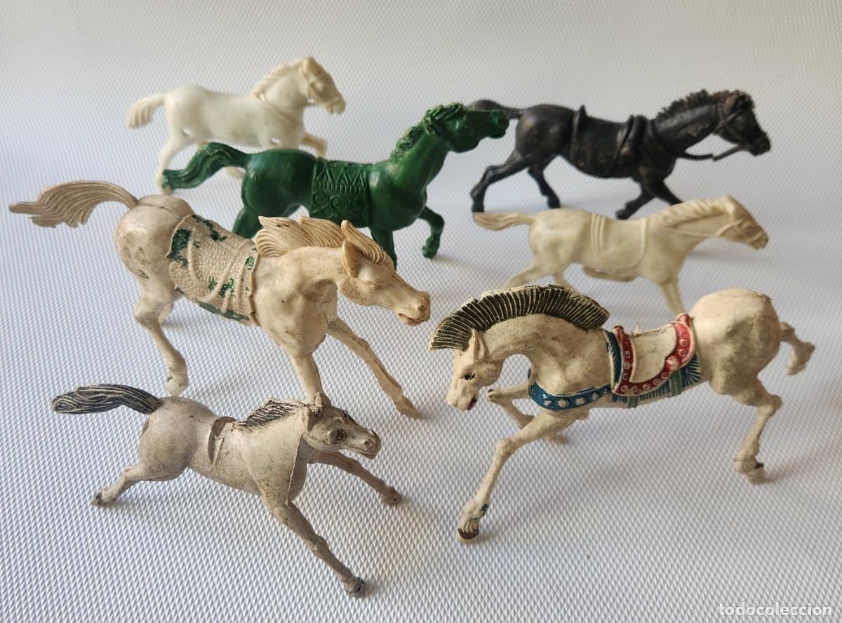 Juguetes antiguos: LOTE DE 7 CABALLOS TAMA&Ntilde;O GRANDE - antiguos de pl&aacute;stico a&ntilde;os '60 / '70 para soldaditos