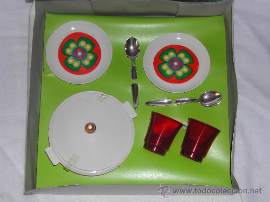 Juguetes antiguos: Antigua VAJILLA de CEFA - Con CAJA. - Foto 2