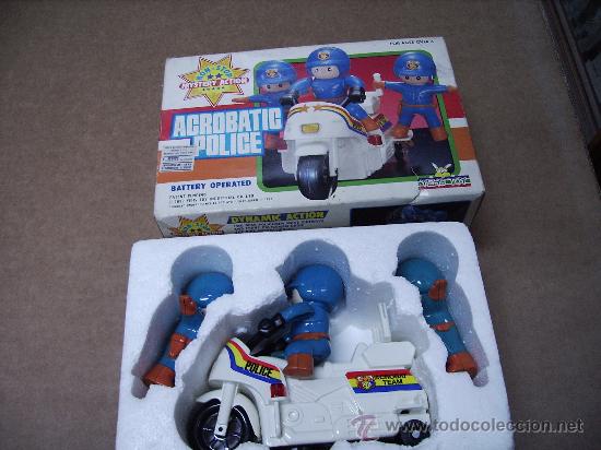 Juguetes antiguos: acrobatic policie en caja original - Foto 1
