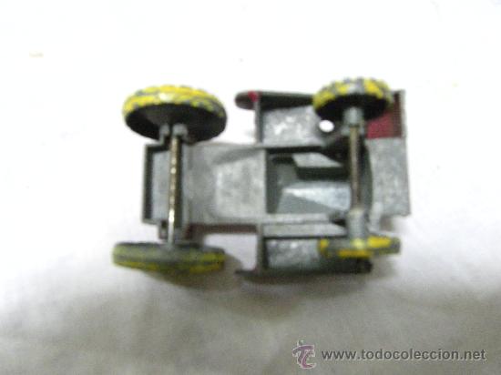 Juguetes antiguos: TRACTOR MINIATURA INGLES - Foto 4