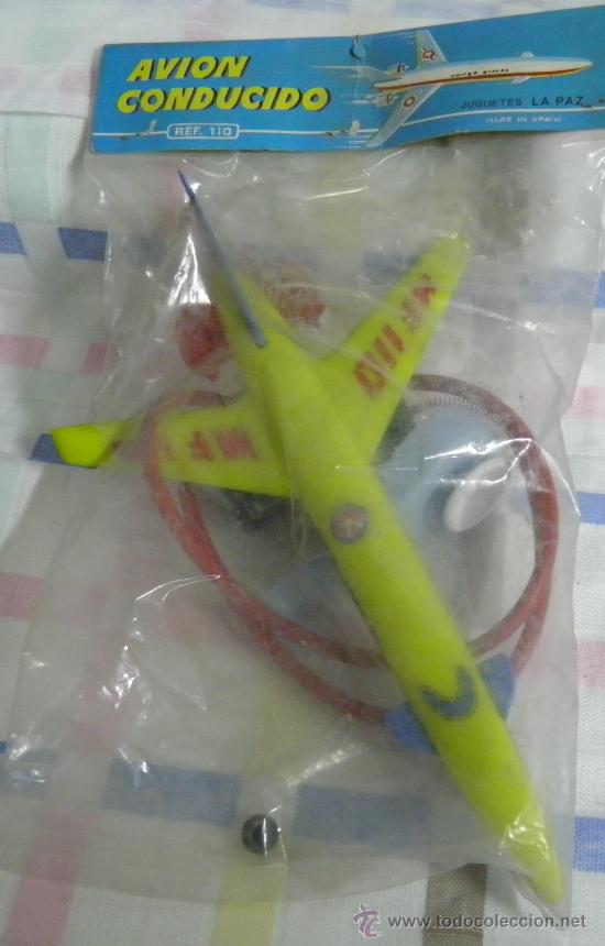 Juguetes antiguos: AVION CONDUCIDO,CABLEDIRIGIDO POR AIRE COMPRIMIDO,JUGUETES LA PAZ,A ESTRENAR