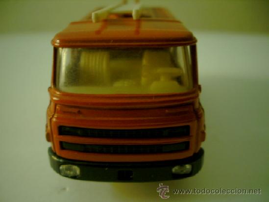 Juguetes antiguos: GUILOY CAMION DOS EJES BOMBEROS - Foto 2
