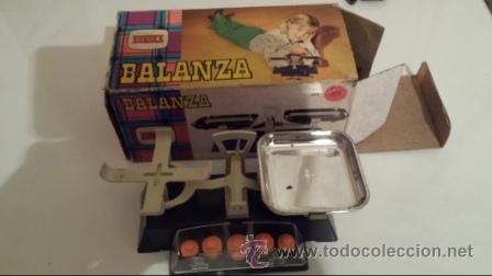 Juguetes antiguos: EUREKA BALANZA - Foto 1