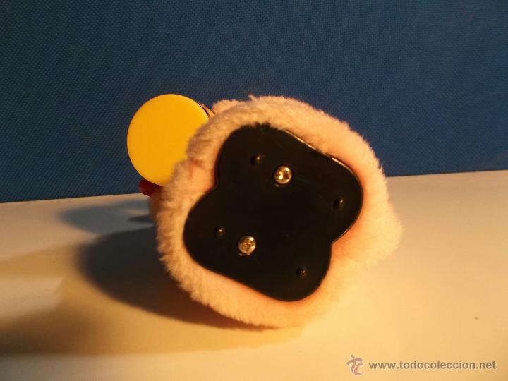 Juguetes antiguos: Conejo de duracell de pl&aacute;stico y tela - Foto 7