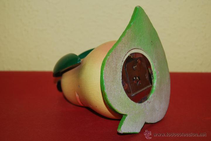 Juguetes antiguos: HUCHA DE MADERA EN FORMA DE PERA - A&Ntilde;OS 60-70 - Foto 2