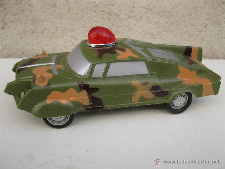 Juguetes antiguos: COCHE DE PL&Aacute;STICO DE LA MARCA SRUISER. - Foto 1