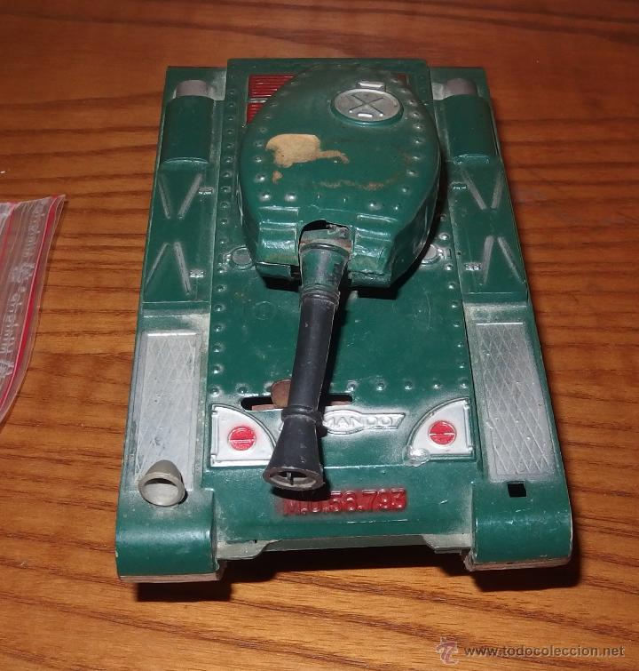 Juguetes antiguos: TANQUE COMANDO,A CUERDA,REF.309,CON INSTRUCCIONES Y LLAVE - Foto 2