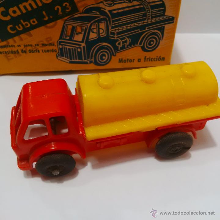 Antiguo Camion Cuba De Juguete En Plastico Duro Vendido En Venta Directa