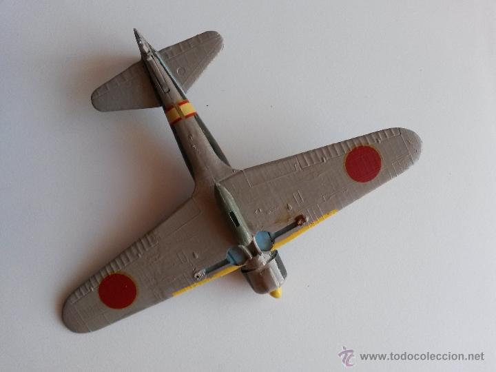 Juguetes antiguos: Avion de material plastico de 17 x 12,5 cms - Foto 2