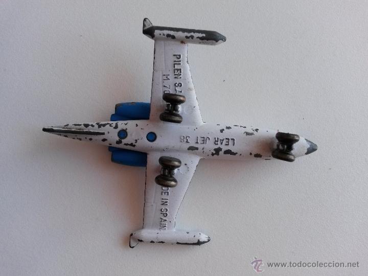 Juguetes antiguos: Avion de pilen m 70a lear jet 36 de 8 x 6 cms - Foto 2