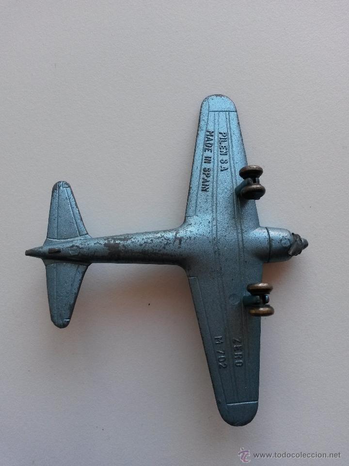 Juguetes antiguos: Avion de pilen m 702 zero de 9 x 7 cms - Foto 2
