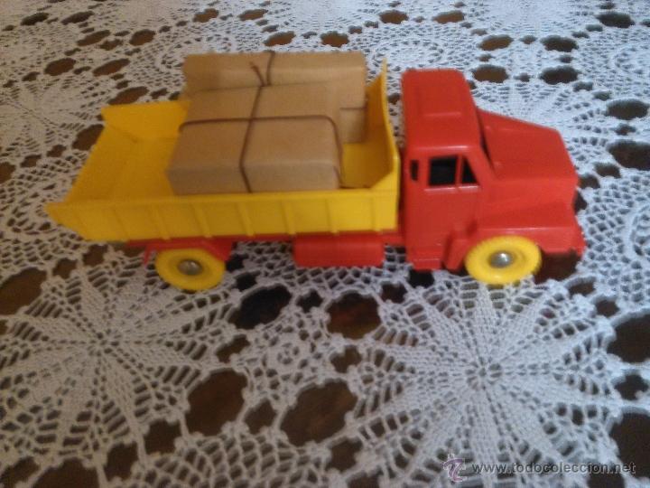 Juguetes antiguos: antiguo camion carga - Foto 1