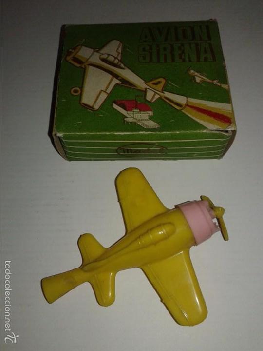 Juguetes antiguos: Avion sirena de MADEL - Foto 1
