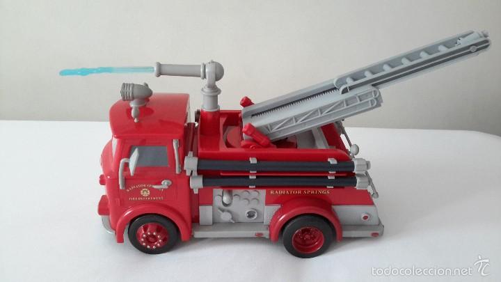 Juguetes antiguos: DISNEY PIXAR. CAMION DE BOMBEROS GRANDE. - Foto 5