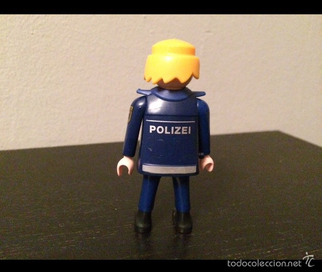 Juguetes antiguos: Playmobil polic&iacute;a - Foto 2