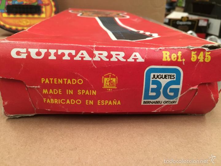 Juguetes antiguos: GUITARRA DE JUGUETE DE GISBERT - Foto 3