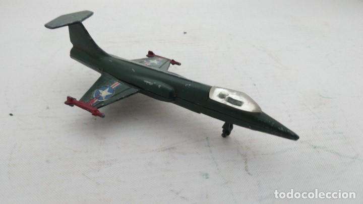 Juguetes antiguos: AVION DE METAL DE PLAYME - Foto 1