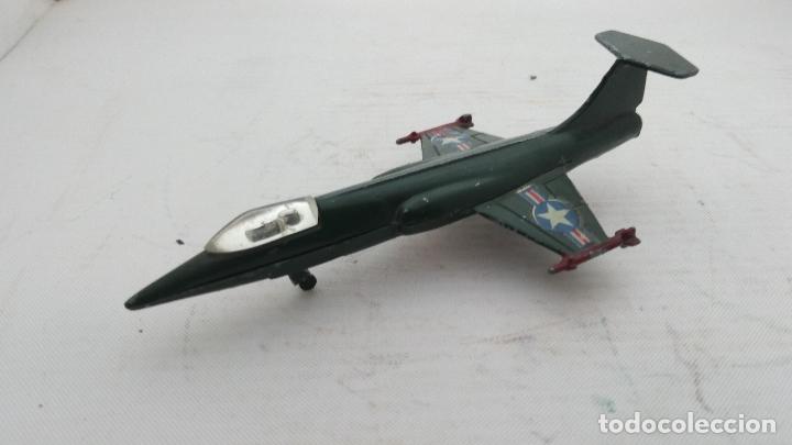 Juguetes antiguos: AVION DE METAL DE PLAYME - Foto 2