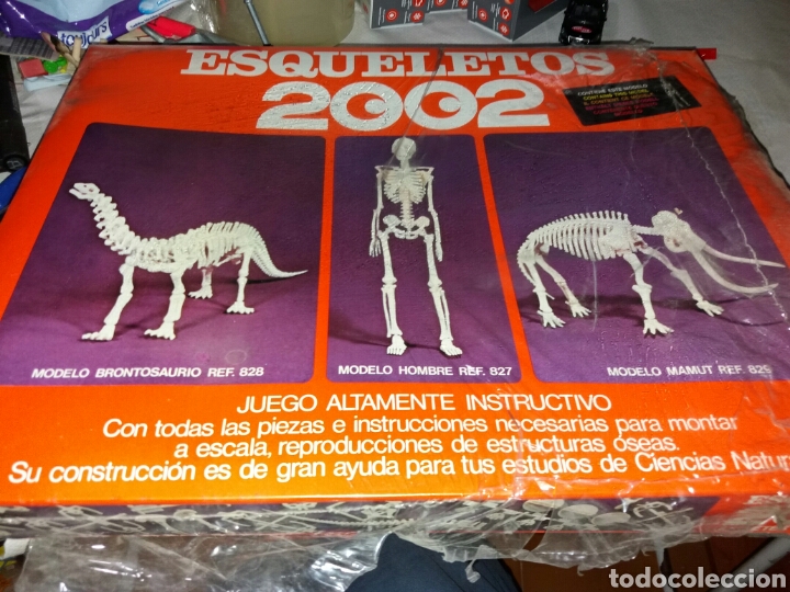 Juguetes antiguos: juego esqueletos 2002 - Foto 1