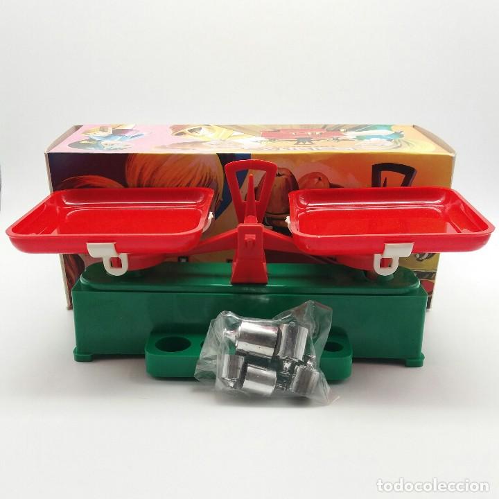 Juguetes antiguos: Balanza Pl&aacute;sticos Roura - Foto 1