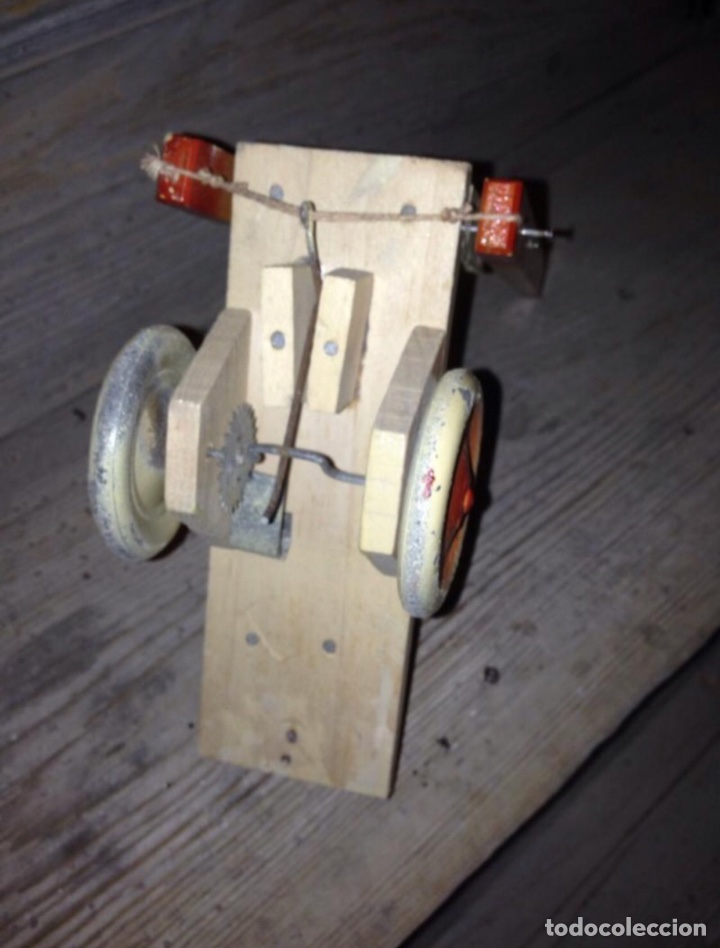Juguetes antiguos: Postillon 1930-40 de madera - Foto 3