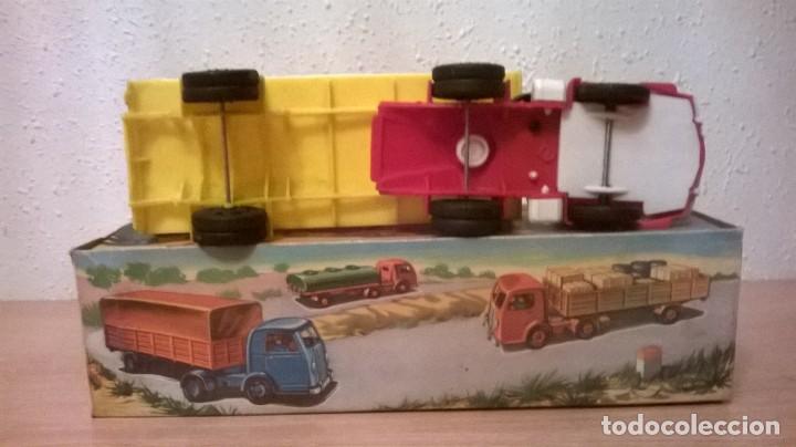 Juguetes antiguos: Camion panhard raro - Foto 7