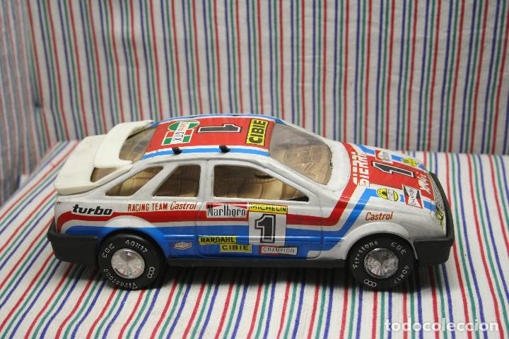 Juguetes antiguos: COCHE FORD SIERRA DE EGE A PILAS - Foto 5