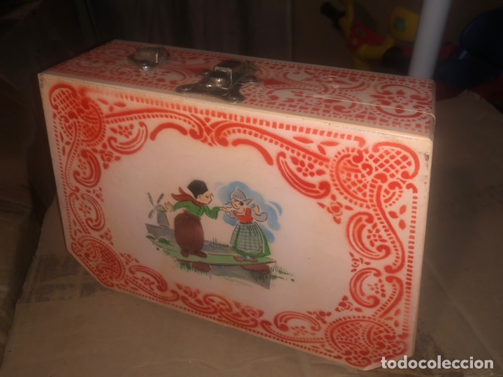 Juguetes antiguos: Maletin madera dibujos de 1930 - Foto 1