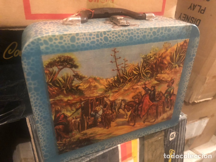Juguetes antiguos: Maletin madera 1930 dibujos - Foto 1