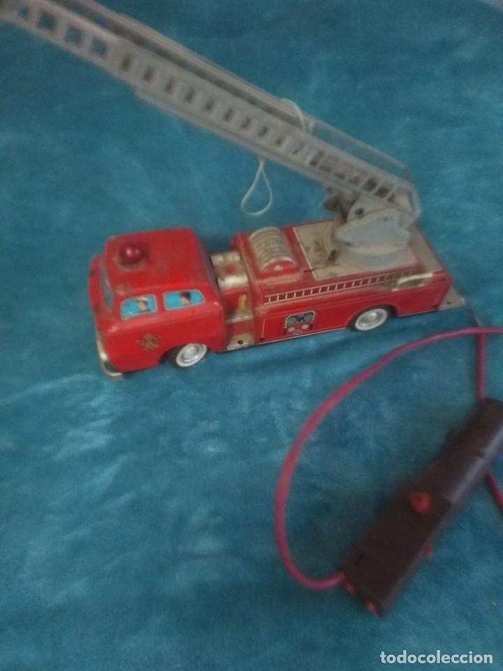 Juguetes antiguos: Coche bombero de ege - Foto 2