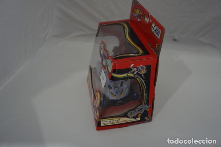 Juguetes antiguos: Shiro Sutherland wolver - Foto 3